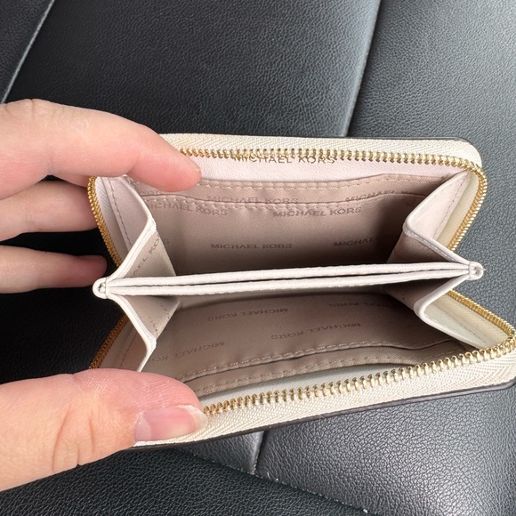 SOLD - Picture 3 of 3